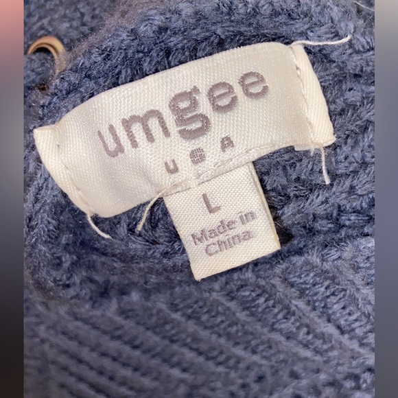 Sweater with Lace-Up Back - Picture 2 of 3